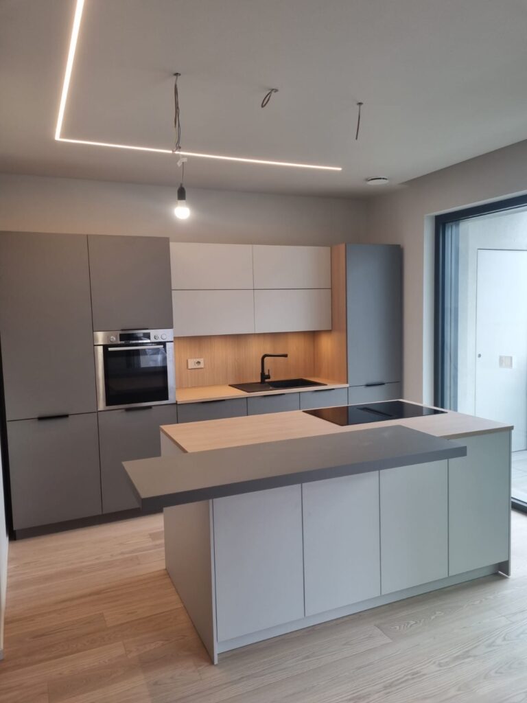 Realizzazioni arredamento mobilificio cuneo 5905532a 8bae 42ce bf33 6aff8004e8e5